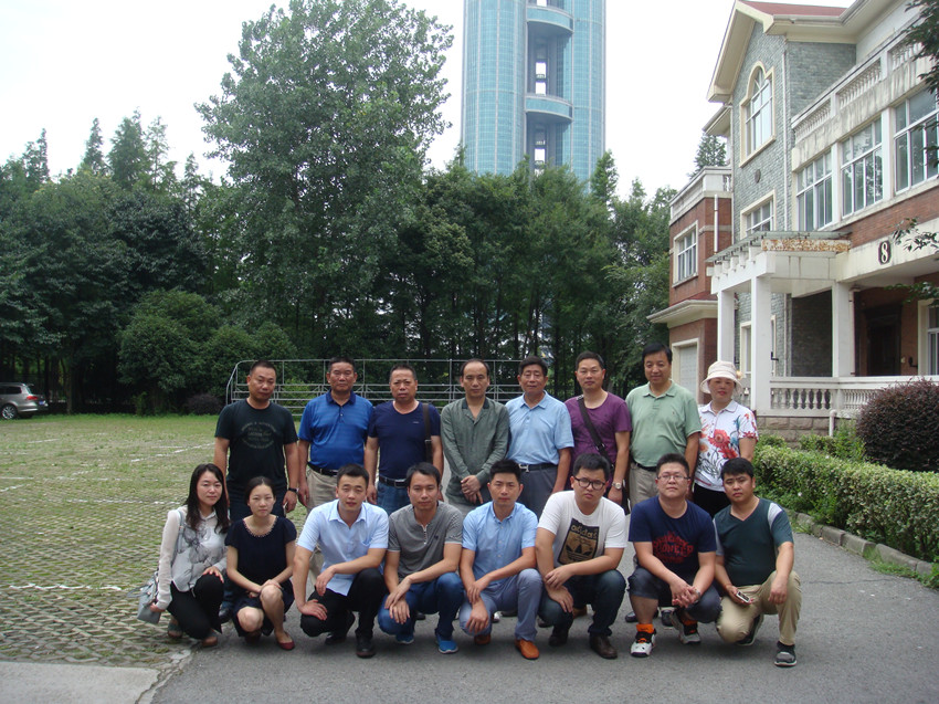 南京鸭业协会赴华西村考察学习