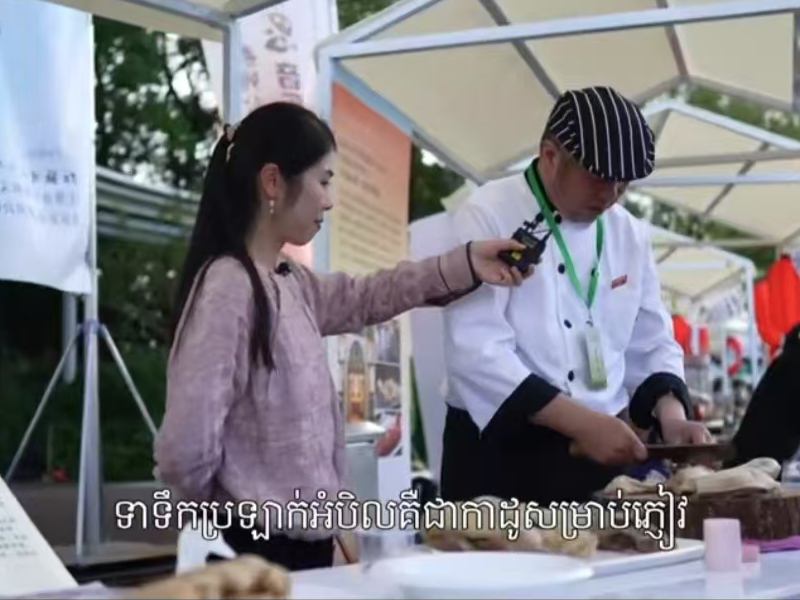 点赞！桂花鸭又上央视啦！CCTV《趣游中国》、脸书、柬埔寨国家电视台同步播出